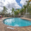 Отель Comfort Inn & Suites Orlando North, фото 15