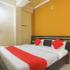 Отель OYO 48884 Hotel Trishakti, фото 4