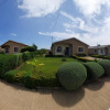 Отель Charming 2-bed House in Portmore Gated Community, фото 1