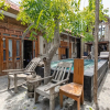 Отель Reddoorz Hostel @ Raya Canggu 2, фото 8