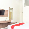 Отель RedDoorz near Alun Alun Wonosobo, фото 16