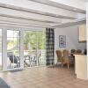 Отель Wohnung in Zingst Deutschland mit Terrasse, фото 6