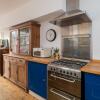 Отель Cosy 1 Bedroom Flat With Garden in Lovely Chiswick, фото 9