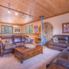 Отель Whiskey Springs by Avantstay Classic Cabin Near Tahoe Donner Ski Area!, фото 2