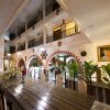 Отель Ideal Villa Hotel в Дельмас