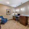 Отель Comfort Inn & Suites Northern Kentucky, фото 4