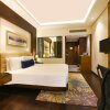 Отель DoubleTree by Hilton Gurugram Baani Square, фото 5