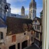 Отель F2 de charme au cœur de Rouen, vu unique sur la cathédrale, фото 4