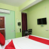 Отель OYO Flagship 22740 Near Anisabad Golambar, фото 13