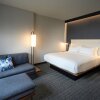 Отель Courtyard by Marriott Charlotte Waverly, фото 3