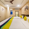 Отель Itsy Hotels Yogeshwara Grand, фото 4