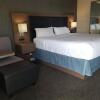 Отель Holiday Inn Express Edmonton Downtown, an IHG Hotel, фото 27