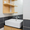 Отель Cozy 1BR Scientia Residence Apartment near Summarecon Mall Gading Serpong By Travelio, фото 9