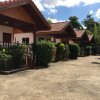 Отель Somjai Resort в Тхат-Пханоме