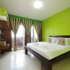 Отель Signature Holiday Home- Skycourt Tower F, фото 15