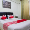 Отель Super OYO 1682 Greenia Hotel, фото 2