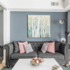 Отель Newly Decorated Yorkville Condo, фото 6
