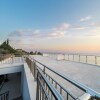 Отель Super Sea View Apartment, фото 6