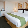 Отель Holiday Inn Express Hotel & Suites Oshkosh-Sr 41, фото 3