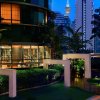 Отель Pullman Kuala Lumpur City Centre Hotel & Residences в Куала-Лумпуре