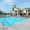 Отель Quality Inn Calhoun North I-75, фото 12
