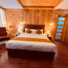 Отель New Vistas Inn - Five Star Luxury Hotel Near Mall Road Manali, фото 39