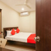 Отель OYO 14266 Flagship Serilingampally, фото 12
