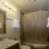 Отель Getaway The Meadows 228a Hotel Style - Sleeps 4 Studio Bedroom Condo, фото 2