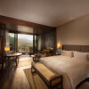 Отель DoubleTree Resort by Hilton Hotel Hainan - Qixianling Hot Spring, фото 18