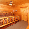 Отель Rising Eagle Lodge - Eight Bedroom Cabin, фото 3