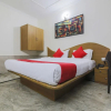 Отель Oyo 7065 Hotel Surya Palace, фото 4
