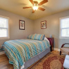 Отель Renovated Charlotte Bungalow - 3 Mi to Downtown!, фото 5
