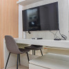 Отель Comfortable And Warm Studio Room At Menteng Park Apartment, фото 15