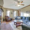 Отель Lovely Fayetteville Home: Deck & Fireplace!, фото 2