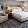 Отель Candlewood Suites Detroit Sterling Heights, an IHG Hotel в Хэмтрамк