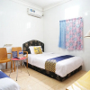 Отель Sepinggan Asri Syariah Guesthouse by OYO Rooms, фото 17
