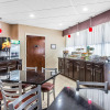 Отель Quality Inn & Suites, фото 12