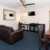 Отель Comfort Inn & Suites Robertson Gardens, фото 12