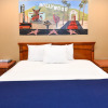 Отель Hollywood Inn Express North, фото 2