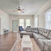 Отель Charming 100-year-old Home < 1 Mi to Downtown, фото 6