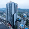 Отель GreenTree Eastern Yibin Yijian Road New City Plaza, фото 23