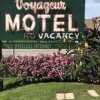 Отель Voyageur Motel, фото 4