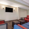 Отель Comfort Suites Daytona Beach - Speedway, фото 3