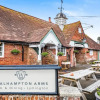 Отель The Walhampton Arms, фото 10