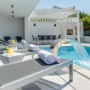 Отель Luxury Villa Vitae With Heated Infinity Pool, 8 Sleeps, фото 17