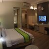 Отель Wisata Niaga Hotel, фото 6