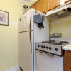 Отель Tennessee Sunshine, 1 Bedroom, Fireplace, WiFi, Pool Access, Sleeps 6, фото 4