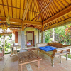 Отель OYO Homes 91091 Desa Wisata Umejero, фото 5
