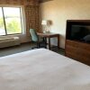 Отель OYO Hotel East Hanover NJ-10, фото 4