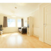 Отель Cozy, Bright & Clean 1BR Flat for 2 in London, фото 6